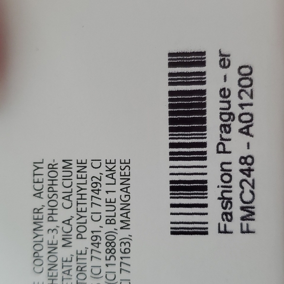 Color Street Fashion Prague-er - Picture 3 of 3